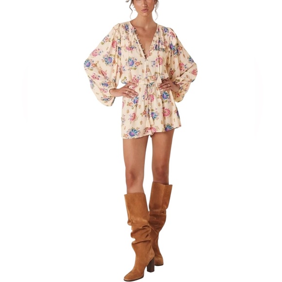 Spell Pants - SPELL Solstice Cream Floral Long Sleeve Romper Ruffles Smocking Tassels‎ size XS